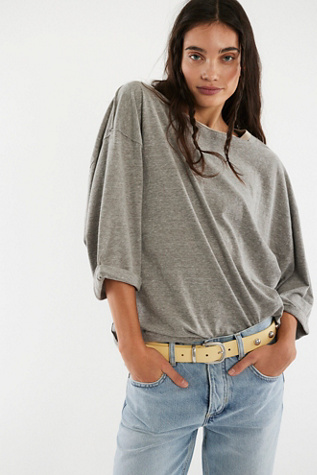 Care FP Slow Down Tee par We The Free en Double Espresso Combo, pour femme chez Free People