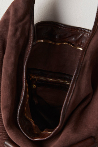 Campomaggi Mansoa Shoulder Bag