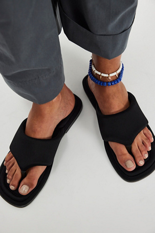 Seoul Thong Sandals