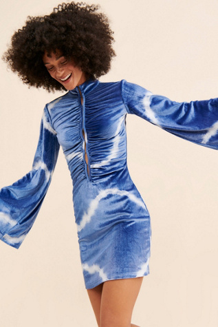 【新品未使用】nowos 新作！Velour Mini Dress BDN_HR_Look4_2_grande.jpg?v=