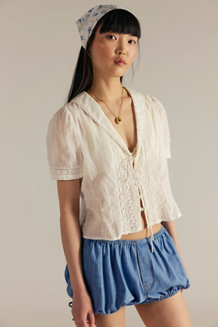 We The Free Echo Denim Bubble Shorts at Free People in Blue, Size: S