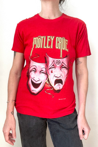 MÖTLEY CRÜE THEATRE OF PAIN Tシャツ Amazon.com: Mötley Crüe - Theatre Of Pain - Cry T-Shirt
