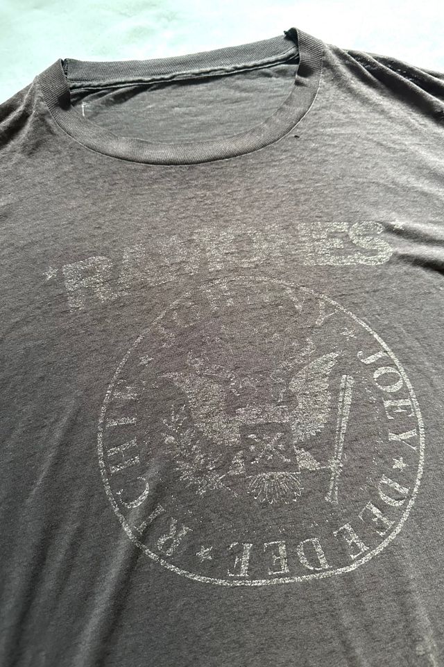 Vintage 1980s Thrashed Ramones Tee Selected by Cherry #2