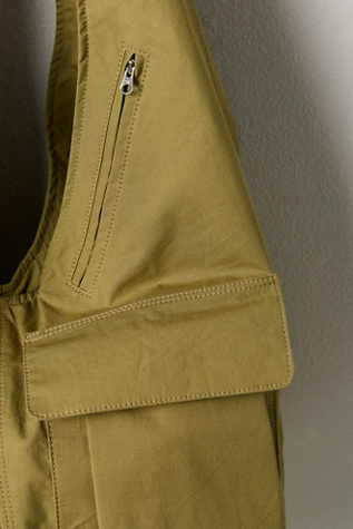 Voyager Carryall