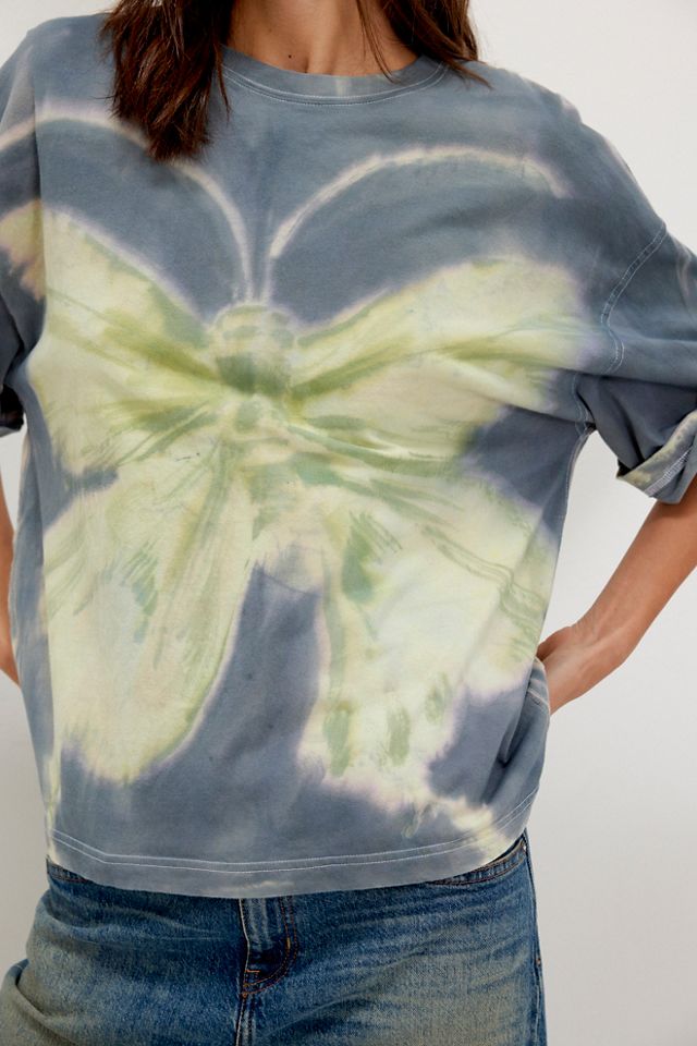 Swan Gossip Luna Moth Tee #3