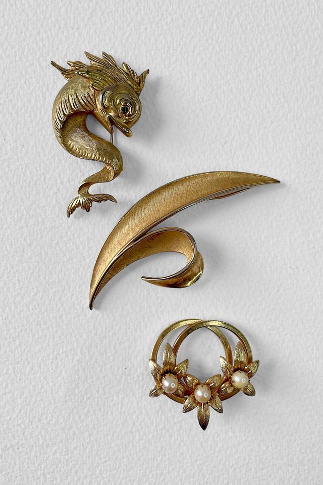 60s Napier Fish Crown Trifari Signed Brooch Collection Selected by MARMALADE #3