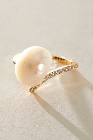Leeada Olle Pearl Ring