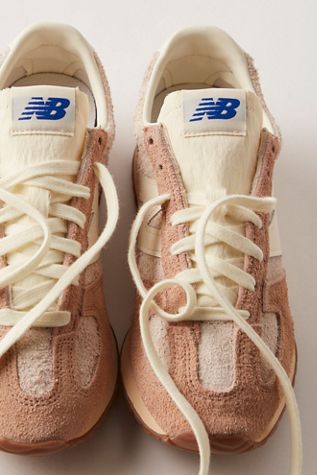 Reebok Classic AZ Sneakers