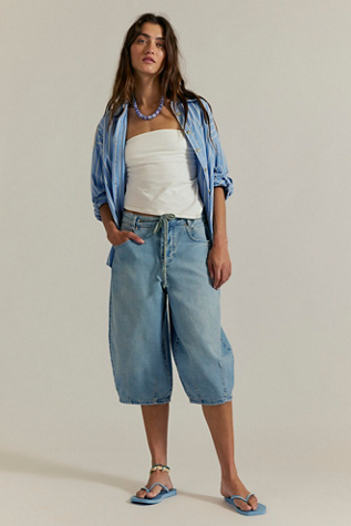 We The Free Amada Crop Barrel Jeans at Free People in Light Wash, Size: 29