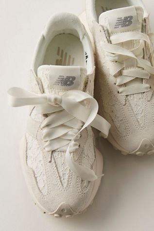 Baskets à lacets 327 New Balance