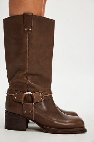 Anok Harness Boots by Free People in Grey, Size: US 6