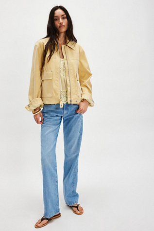 MOTHER The Relish Heel Jeans at Free People in Light Wash, Size: 28