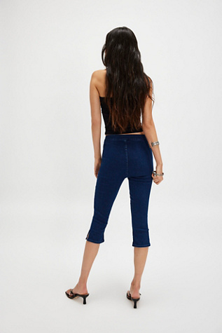 MOTHER The Nothing Bunny Snip Capri Jeans