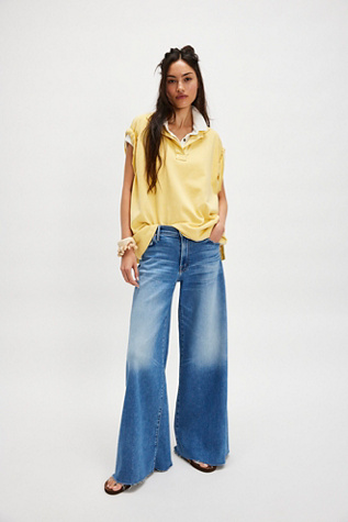 MOTHER The Swisher Sneak Fray Jeans