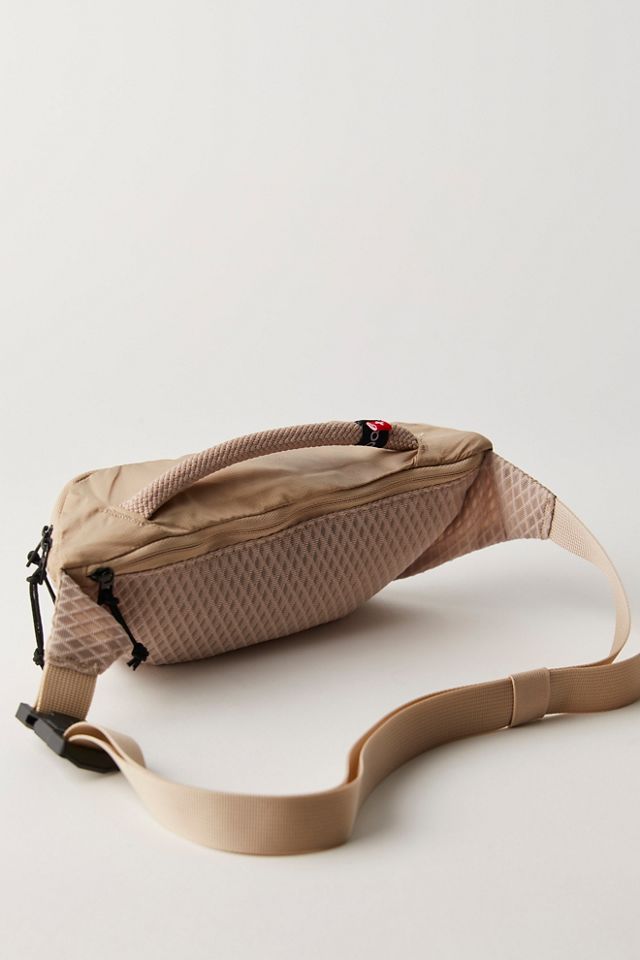 On 2L Lite Waist Pack #1