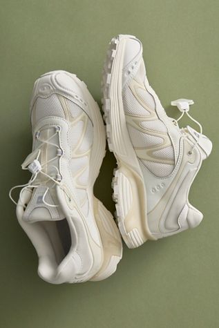 Salomon XT-Whisper Sneakers