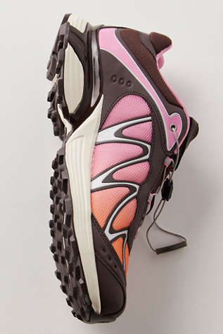 Salomon XT-Whisper Sneakers