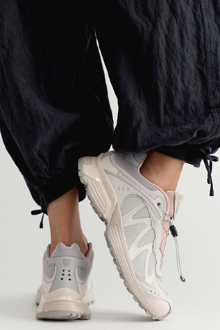 Женские кроссовки Salomon XT-Whisper, цвет: Теневой — фото 3