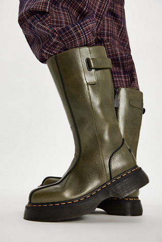 Dr. Martens Buzz Hi Boots