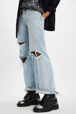 Dr. Martens 1460 Lace-Up Boots