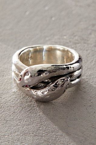 Pamela Love Double Serpente Ring