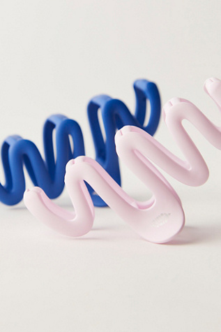 Make Waves Claw Clip