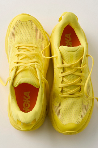 Женские кроссовки HOKA Challenger 8, цвет: Лимонный — фото 3