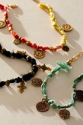 Ariana Ost Flossie Anklet