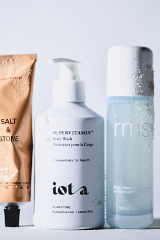RMS Beauty Kakadu Cleansing Gel at Free People