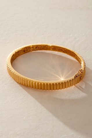 Preeti Sandhu Ridged Oval Bracelet