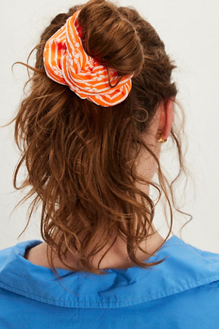 Capri Printed Scrunchie