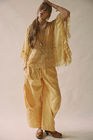 Poncho Transparent Dance With Me par Free People en Peach, pour femme