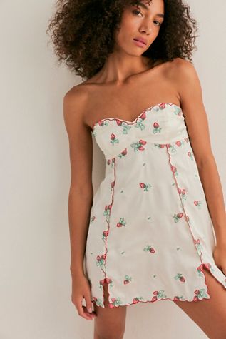 Strawberry Fields Slip