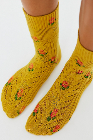 Magnolia Pearl Floral Lil Dipper Socks at Free People in Bloomin Sun