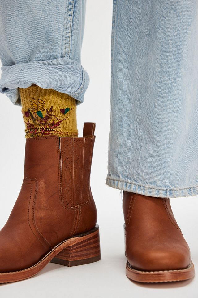 Magnolia Pearl Floral Lil Dipper Socks #1