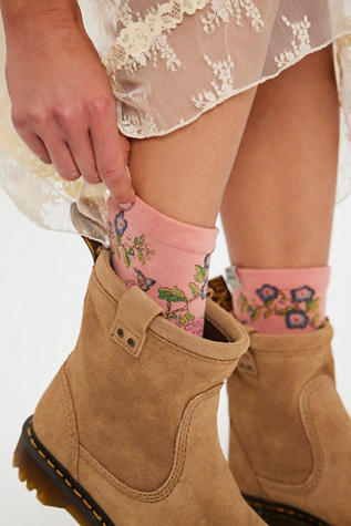 Magnolia Pearl Floral MP Socks en Rose, pour femme chez Free People