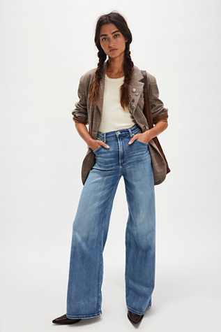 Citizens of Humanity Lyra Long Jeans product page