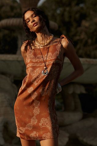 Robe mini à épaule nouée Rococo Sand