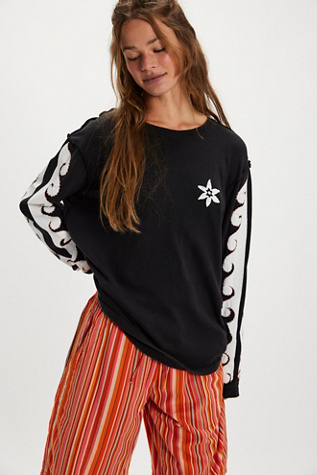 We The Free Blue Wave Tee at Free People in Black Combo, Size: Medium