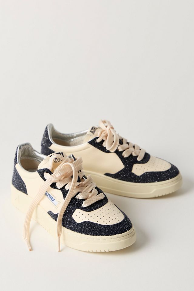 Autry Medalist Low Sneakers #1