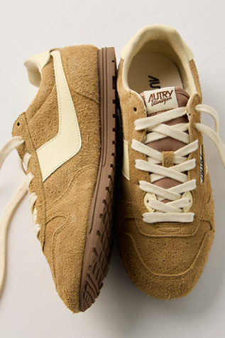 Baskets basses en daim Windspin Autry