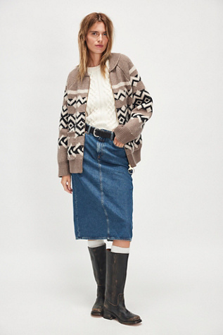 Closed 5-Pocket Midi Skirt