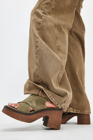 Cora Platform Clogs by Free People in Green, Size: US 8.5