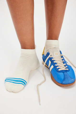 Hidden Stripe Socks