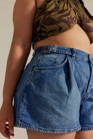 CRVY Moon Sign Pleated Shorts