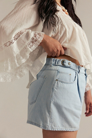 Short plissé signe lunaire CRVY par We The Free en Orbit, pour femme taille: 30 chez Free People