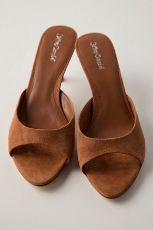 Gemma Kitten Heels