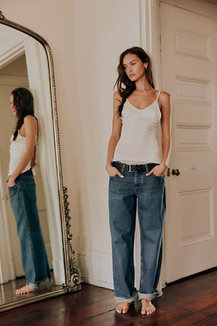 Débardeur Keep A Secret par Intimately en Ivoire, pour femme taille: XS chez Free People