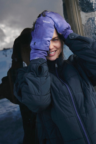 Howl Supply Pocket Mittens
