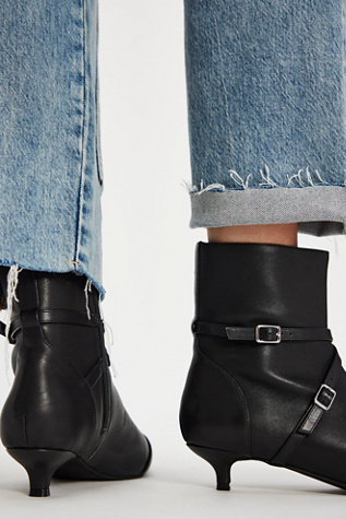 Linx Kitten Heel Boots
